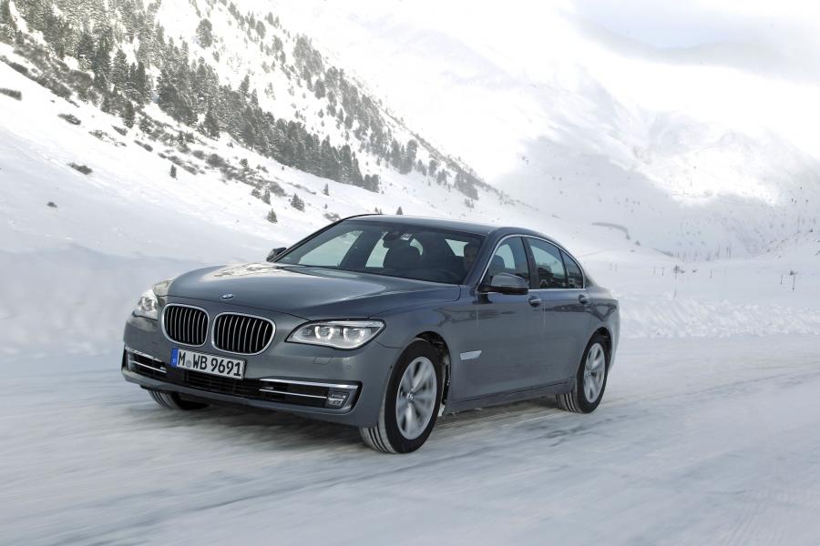  BMW 740d xDrive (F01) 2012 года  (WW) (фото 1 из 12)